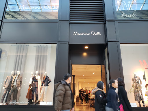 Massimo Dutti