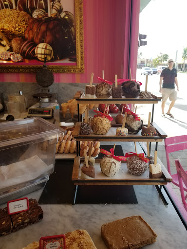 Ice Cream Shop «Sloan’s», reviews and photos, 112 Commercial Blvd, Lauderdale-By-The-Sea, FL 33308, USA