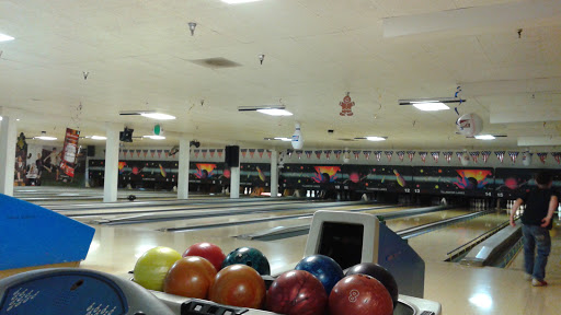 Bowling Alley «Tillamook Bowling Lanes», reviews and photos, 3705 3rd St, Tillamook, OR 97141, USA