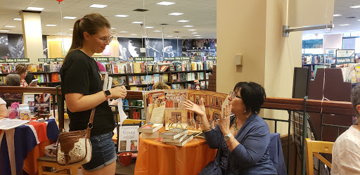 Book Store «Barnes & Noble», reviews and photos, 5380 US-14, Crystal Lake, IL 60014, USA