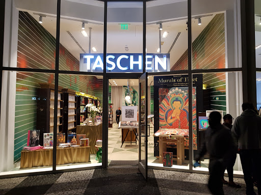 TASCHEN Store Miami, 1111 Lincoln Rd, Miami Beach, FL 33139, USA, 