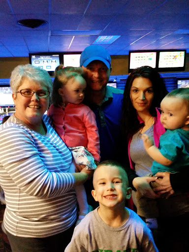 Bowling Alley «Emerson Bowling Lanes», reviews and photos, 1501 36th St, Parkersburg, WV 26104, USA