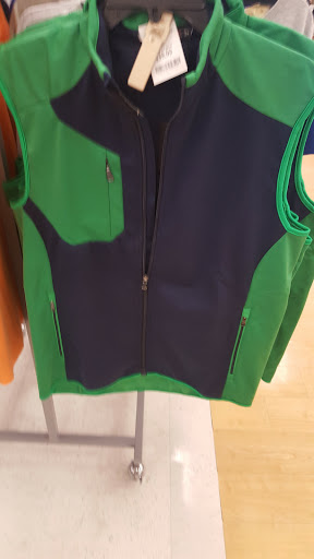 Shopping Mall «Stadium Plaza Shopping Center», reviews and photos, 10 Main St, Tewksbury, MA 01876, USA