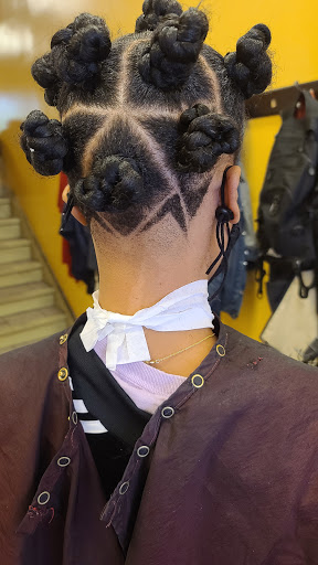 Beauty Salon «Dons & Divas Unisex Hair Salon», reviews and photos, 289 Nostrand Ave # A, Brooklyn, NY 11216, USA