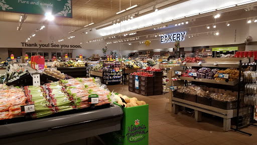 Grocery Store «Stop & Shop», reviews and photos, 1135 Farmington Ave, Berlin, CT 06037, USA