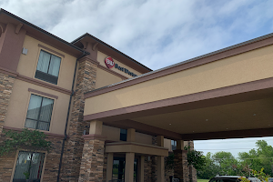 Best Western Plus Cushing Inn & Suites image