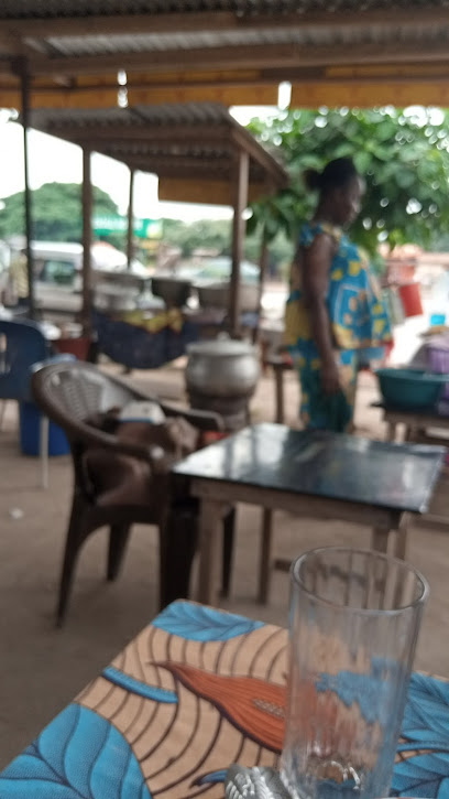 Restaurant Chez Alice - RPV4+H6M, Yamoussoukro, Côte d’Ivoire