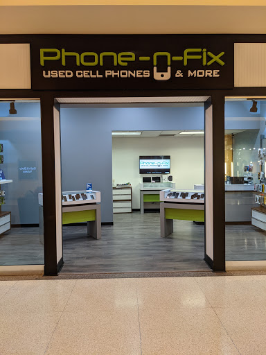 Cell Phone Store «Phone-n-Fix West Acres Mall», reviews and photos, 3902 13th Ave S, Fargo, ND 58103, USA