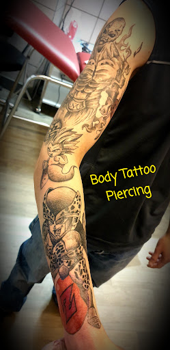 Body Tatoo Piercing