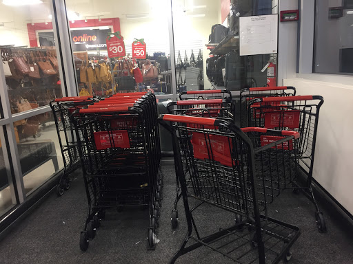 Department Store «T.J. Maxx», reviews and photos, 1751 Ritchie Station Ct, Capitol Heights, MD 20743, USA