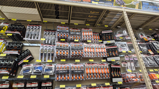 Hardware Store «Harbor Freight Tools», reviews and photos, 6808 W Greenfield Ave, West Allis, WI 53214, USA