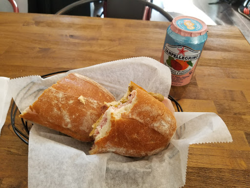 Gourmet Grocery Store «Cipollina Gourmet Italian Market», reviews and photos, 116-09 Queens Blvd, Forest Hills, NY 11375, USA