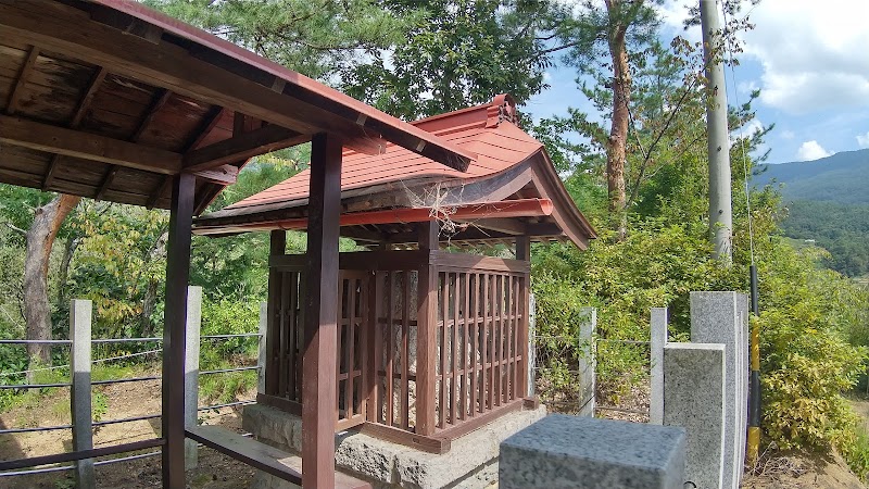 三社山神社