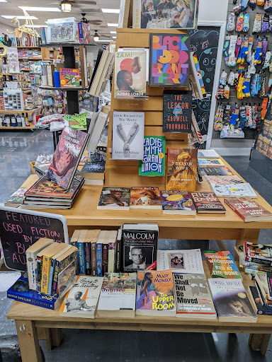 Book Store «Read It Again», reviews and photos, 3630 Peachtree Pkwy # 314, Suwanee, GA 30024, USA