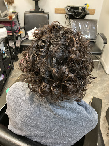 Hair Salon «Angels Salon LLC», reviews and photos, 50 S Pickett St # 29, Alexandria, VA 22304, USA