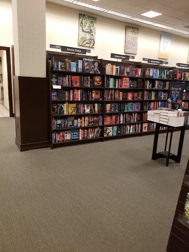 Book Store «Barnes & Noble», reviews and photos, 112 Eisenhower Pkwy, Livingston, NJ 07039, USA