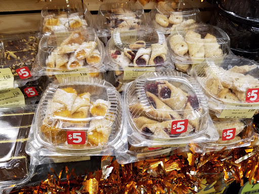 Grocery Store «Jewel-Osco», reviews and photos, 6140 Northwest Hwy, Crystal Lake, IL 60014, USA