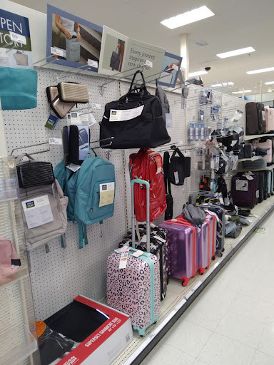 Department Store «Target», reviews and photos, 900 E Kemper Rd, Springdale, OH 45246, USA