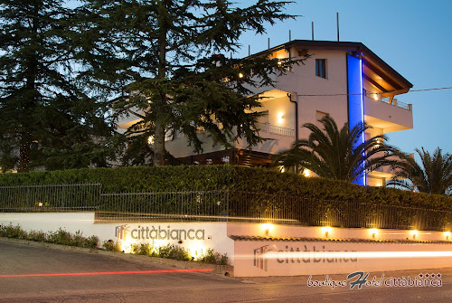 Boutique Hotel White City à Spoltore