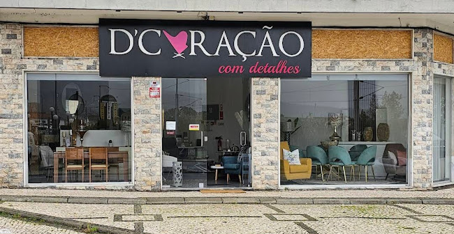 MÓVEIS D'CORAÇÃO com detalhes