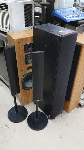 Thrift Store «Community Thrift Store», reviews and photos, 6015 Edgewater Dr, Orlando, FL 32810, USA