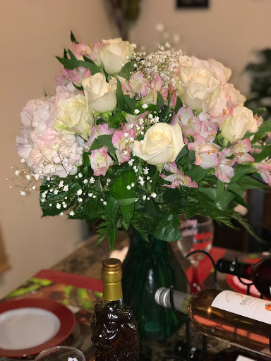 Florist «Roses are Red Flower Boutique», reviews and photos, 9303 S Halsted St, Chicago, IL 60620, USA