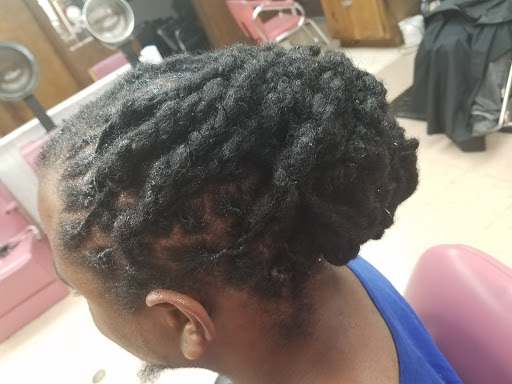 Beauty Salon «New Concepts Beauty & Barber», reviews and photos, 10519 W Main St, Belleville, IL 62223, USA