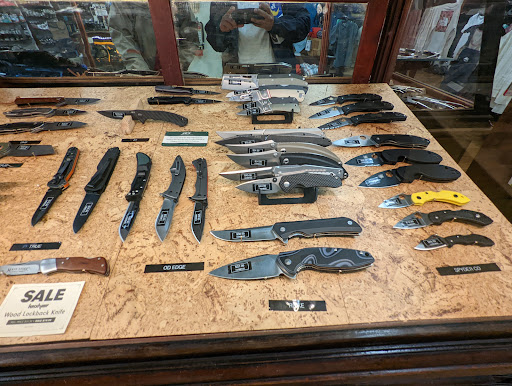 General Store «Mast General Store Winston-Salem», reviews and photos, 516 Trade St NW, Winston-Salem, NC 27101, USA