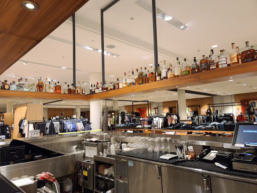 Department Store «Nordstrom Michigan Avenue», reviews and photos, 55 E Grand Ave, Chicago, IL 60611, USA