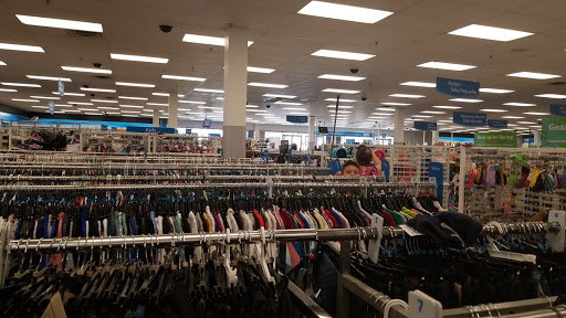 Clothing Store «Ross Dress for Less», reviews and photos, 560 N Euclid St, Anaheim, CA 92801, USA