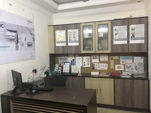 Meenakshi Clinics GK - Hearing Aids, Speech Therapy, Cochlear Implants, Hearing Tests