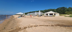 Salacgrivas beach'in fotoğrafı - rahatlamayı sevenler arasında popüler bir yer