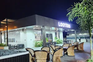 Looters, Sikar लूटर्स सीकर image