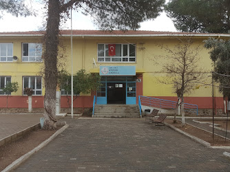 Atatürk İlköğretim Okulu (Kiraz)