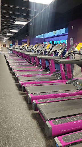 Gym «Planet Fitness», reviews and photos, 100 Hamilton Plaza, Paterson, NJ 07505, USA