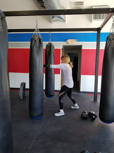 Shopping Mall «Monon Square Shopping Center», reviews and photos, 620 S Rangeline Rd, Carmel, IN 46032, USA