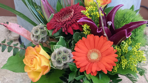Florist «Windmill Floral Studio», reviews and photos, 16009 60th St E # G, Sumner, WA 98390, USA