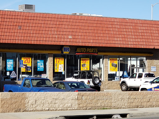 Auto Parts Store «NAPA Auto Parts - Genuine Parts Company», reviews and photos, 21400 Roscoe Blvd, Canoga Park, CA 91304, USA