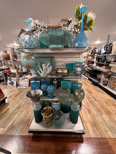 Home Goods Store «Tuesday Morning», reviews and photos, 911 Lithia Pinecrest Rd, Brandon, FL 33511, USA
