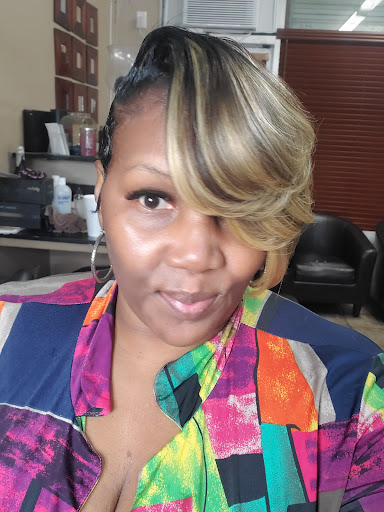 Beauty Salon «Sista Sista Beauty Salon», reviews and photos, 1949 W Cass St, Tampa, FL 33606, USA