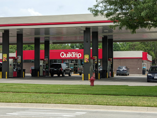 Gas Station «QuikTrip», reviews and photos, 8600 Pleasant Valley Rd, Pleasant Valley, MO 64068, USA