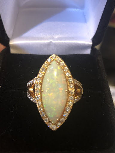 Jeweler «Bella Bijou», reviews and photos, 103 E Virginia St, McKinney, TX 75069, USA