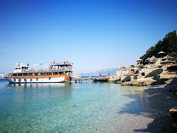Foto van Karaburun beach en zijn prachtige landschap