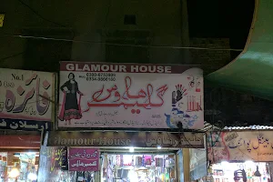 Glamour House image