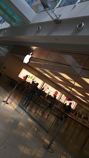 Computer Store «Apple Millenia», reviews and photos, 4200 Conroy Rd, Orlando, FL 32839, USA