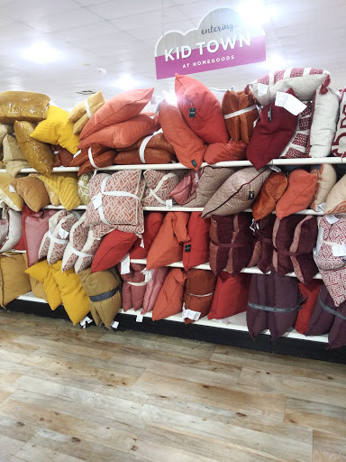 Department Store «HomeGoods», reviews and photos, 19165 West Rd, Woodhaven, MI 48183, USA