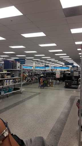Clothing Store «Ross Dress for Less», reviews and photos, 5901 Wesley Grove Blvd, Wesley Chapel, FL 33544, USA