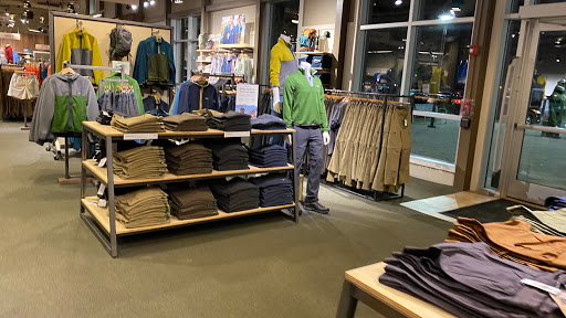 Clothing Store «L.L. Bean», reviews and photos, 700 Paramus Park, Paramus, NJ 07652, USA