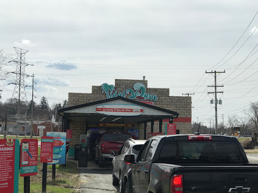 Tidal Wave Car Wash en Latrobe