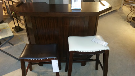 Furniture Store «Rooms To Go Furniture Store - Daytona Beach», reviews and photos, 2375 W International Speedway Blvd, Daytona Beach, FL 32114, USA